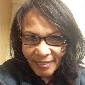 Meet your Posher, Lawless